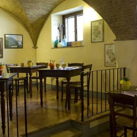 Locanda Spirito Divino Беваня Екстериор снимка