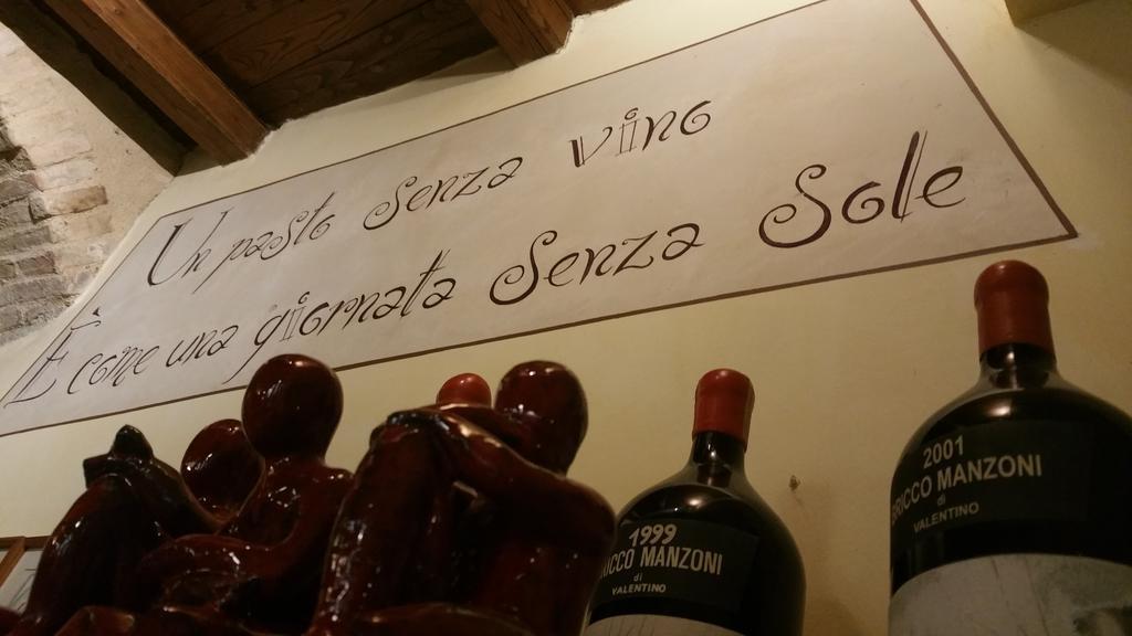 Locanda Spirito Divino Беваня Екстериор снимка