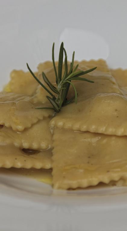 Locanda Spirito Divino Беваня Екстериор снимка